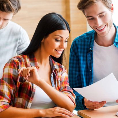 מנה מורה שעשה את ההבדל באמצעות תחרות המורים הגדולים בתיכון של פאראל